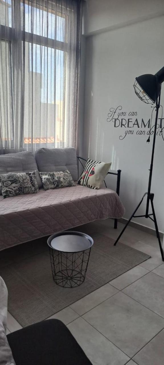 Luxury One Bedroom Aristophanes Apartment Atenas Exterior foto